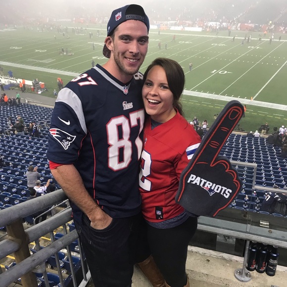 Meet your posher 🎀 - Picture 3 of 4